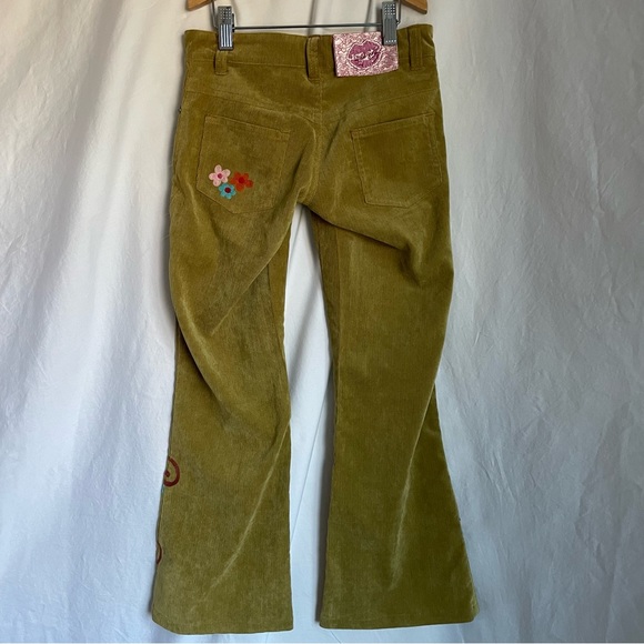 Lipstikgirls Corduroy Lime Green floral Embroidered Pants size 8 - Picture 2 of 10